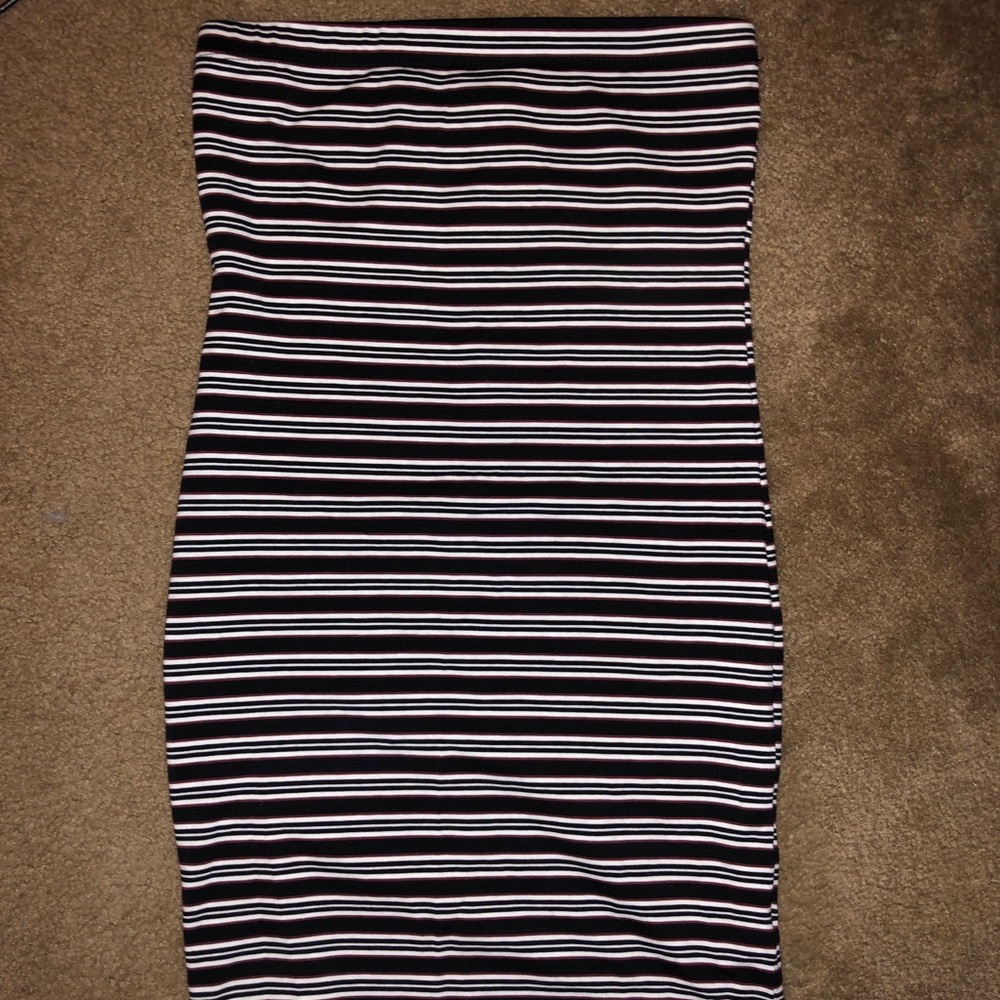 Strapless dress
